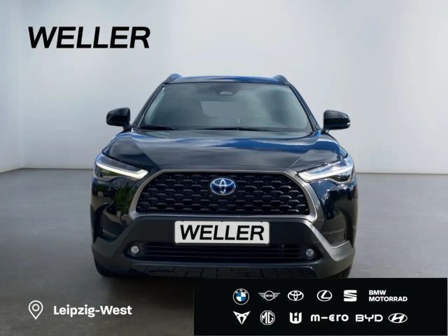 Toyota Corolla Cross Hybride Team D