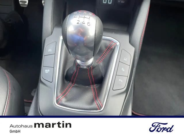 Ford Kuga Hybrid ST Line X