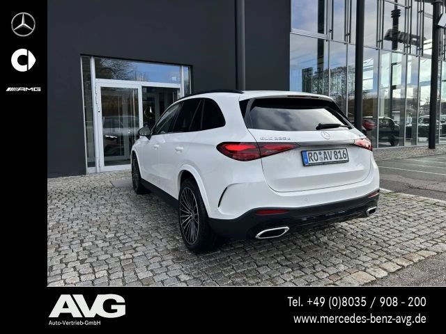 Mercedes-Benz GLC 220 4MATIC AMG Line GLC 220 d