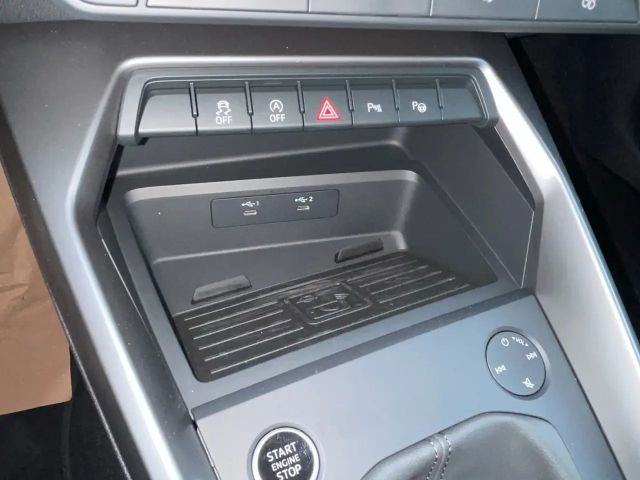 Audi A3 30 TFSI Sedan