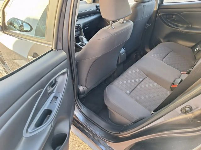 Mazda 2 Hybrid Centre Line