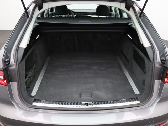 Audi A6 40 TDI Avant S-Tronic