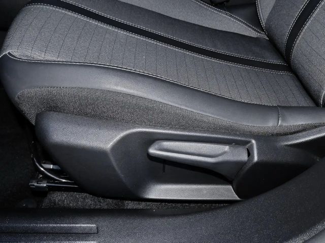 Peugeot 2008 Allure Pack