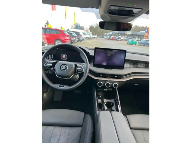 Skoda Superb 2.0 TDI Combi iV