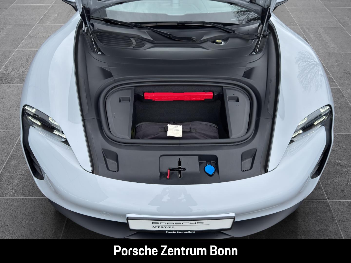 Porsche Taycan GTS Sport Turismo