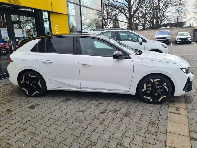Opel Astra GSe Hybrid Innovation