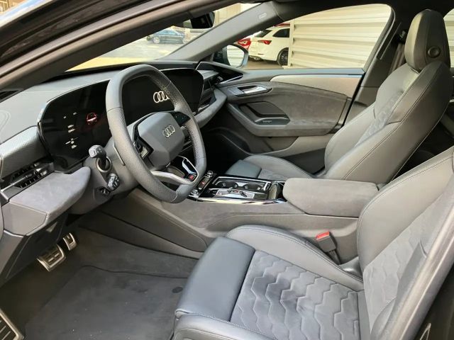 Audi A6 e-tron Quattro