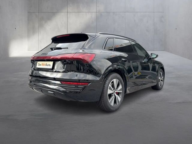 Audi Q8 e-tron 55 Business Quattro