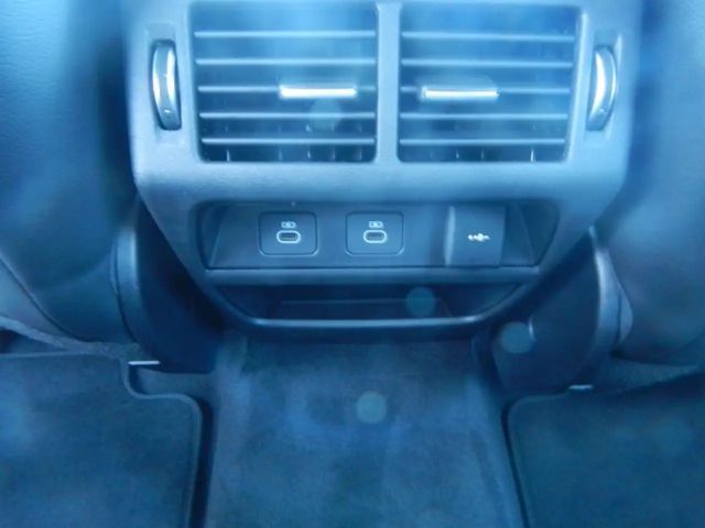 Land Rover Discovery Sport AWD S