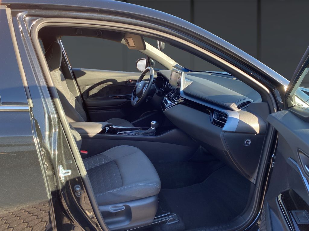 Toyota C-HR 5-deurs Plus