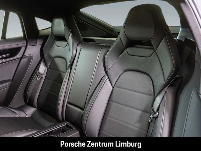 Porsche Panamera 4 E-Hybrid