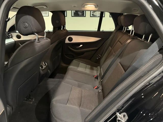 Mercedes-Benz E 300 E 300 de