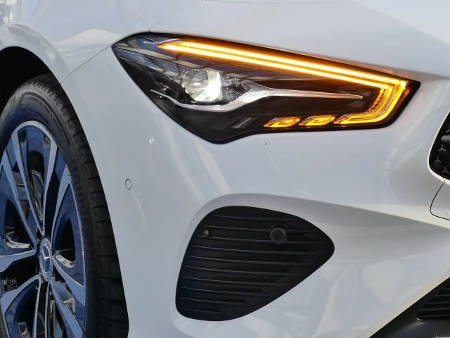 Mercedes-Benz CLA 180 Progressive Sedan