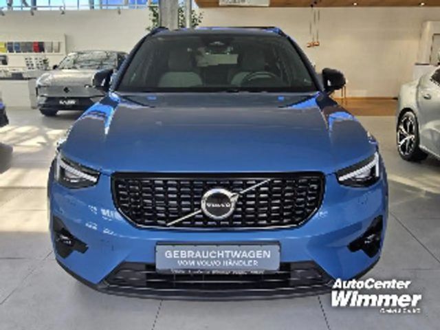 Volvo XC40 Dark Plus