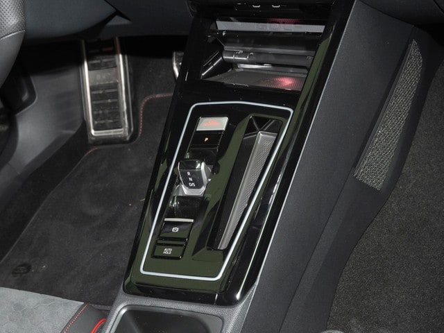 Volkswagen Golf 2.0 TSI Golf VIII