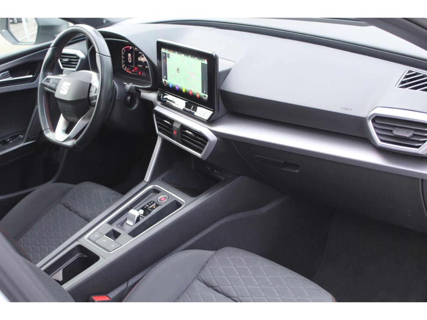 Seat Leon 2.0 TSI DSG FR-lijn Sportstourer