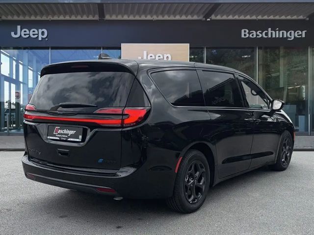 Chrysler Pacifica Limited eHybrid