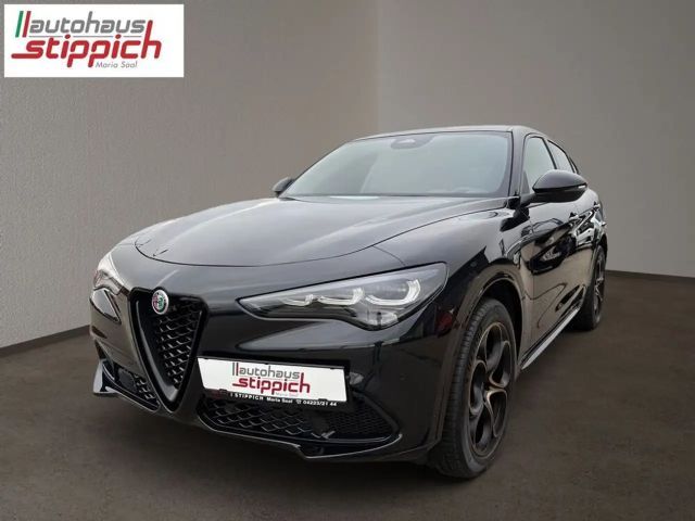 Alfa Romeo Stelvio AT8 Q4