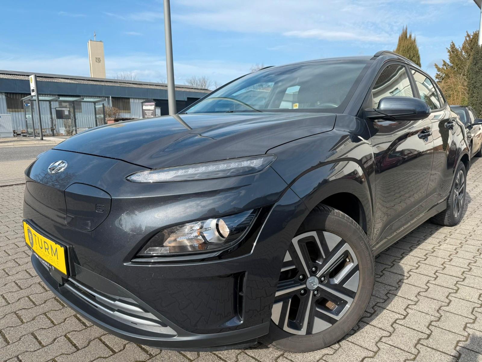 Hyundai Kona 64 kWh Electric