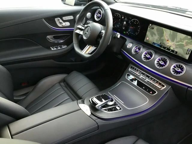 Mercedes-Benz E 300 AMG Line Cabriolet