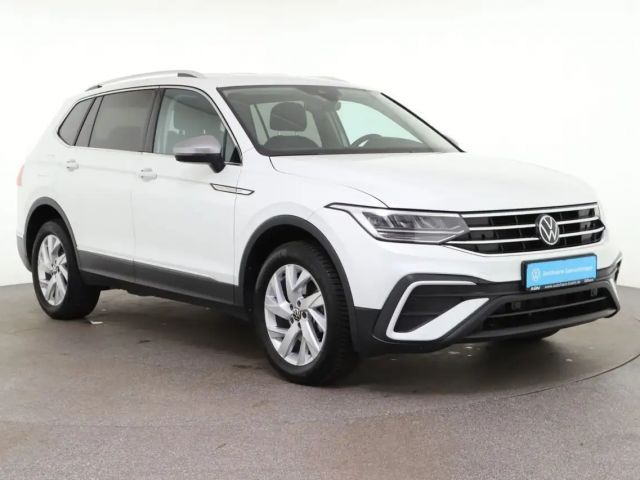 Volkswagen Tiguan 1.5 TSI Allspace Life