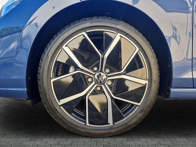 Volkswagen Golf 1.5 eTSI Golf VIII