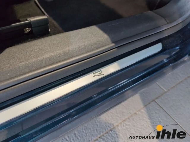 Volkswagen Tiguan 4Motion DSG R-Line Style