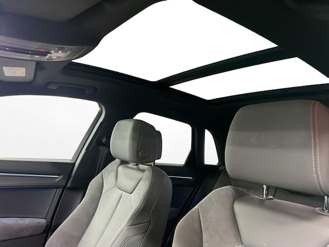 Audi Q3 35 TFSI S-Tronic