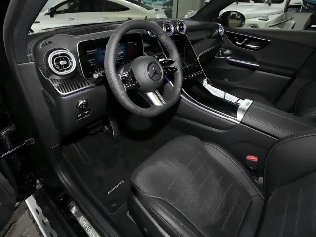 Mercedes-Benz GLC 300 4MATIC AMG Line Coupé