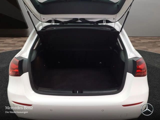 Mercedes-Benz A 200 Progressive