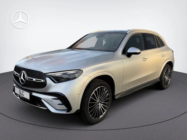 Mercedes-Benz GLC 300 4MATIC AMG Line
