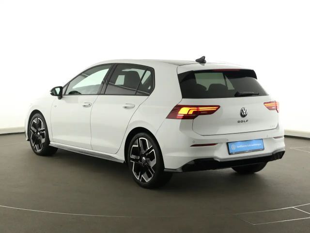 Volkswagen Golf 1.5 eTSI DSG Golf VIII R-Line