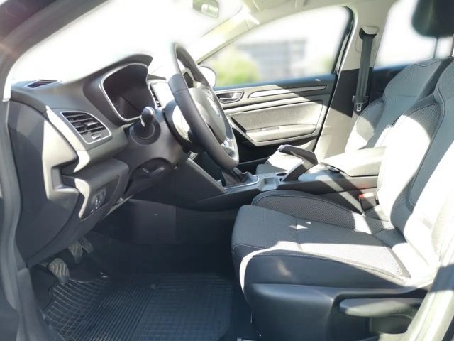 Renault Megane Equilibre Equilibre TCe 140