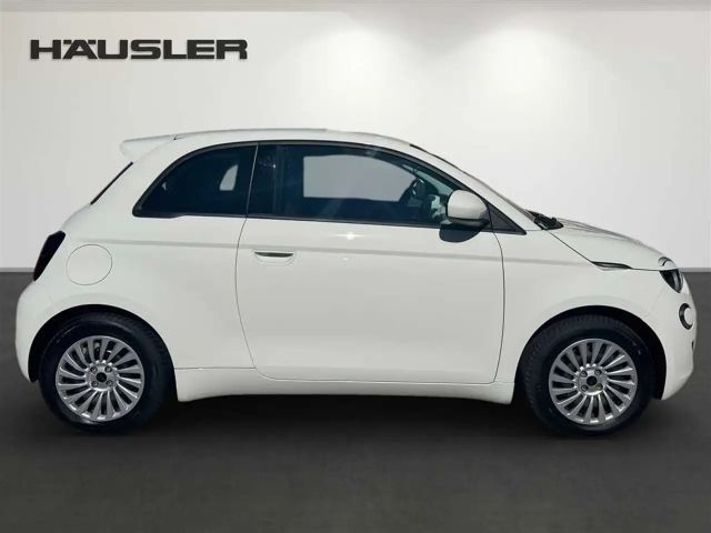 Fiat 500 42kWh Klimaautomatik CarPlay Spurhalteassistent