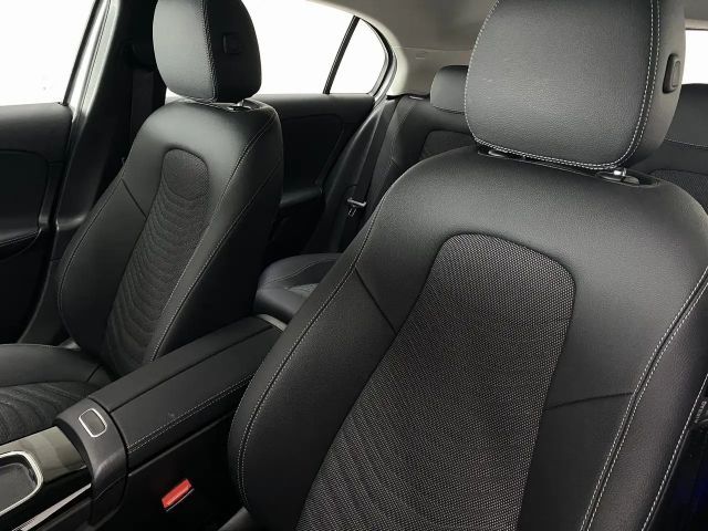 Mercedes-Benz A 180 Progressive