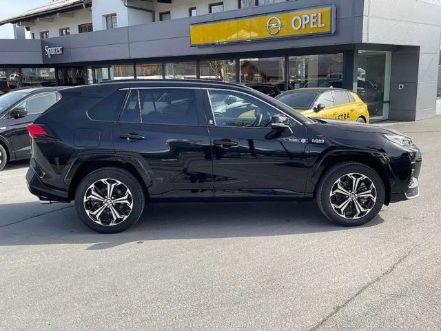 Suzuki Across E-Four Flash