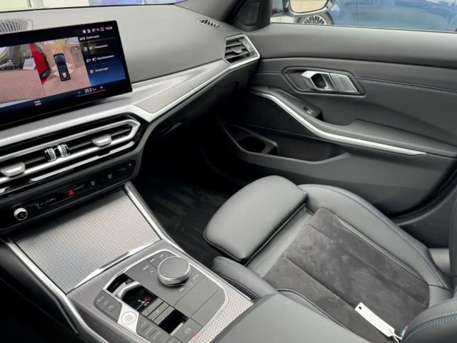 BMW 320 320d M-Sport Sedan xDrive