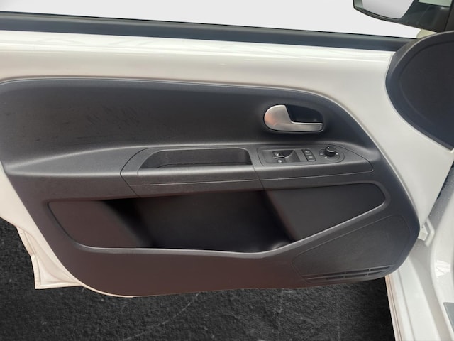 Volkswagen e-up! Plus Style