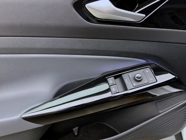 Volkswagen ID.4 IQ.Drive Performance Pure