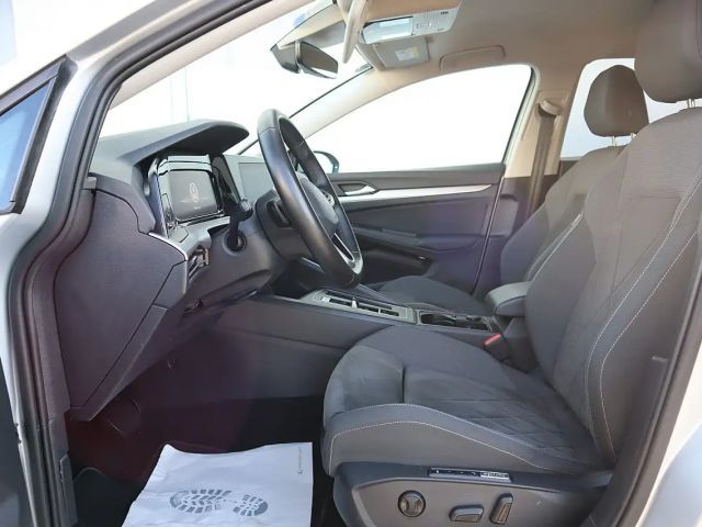 Volkswagen Golf DSG Life Variant