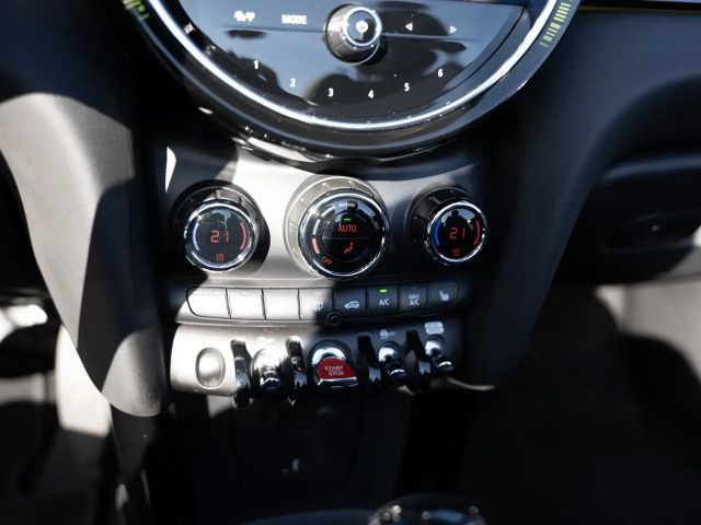 MINI Cooper Cabrio Classic Trim FACEL. LED NAVI