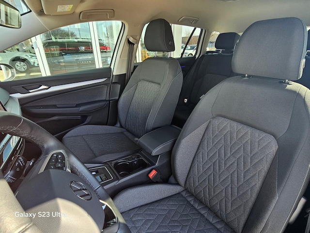 Volkswagen Golf 1.5 eTSI DSG Life Variant