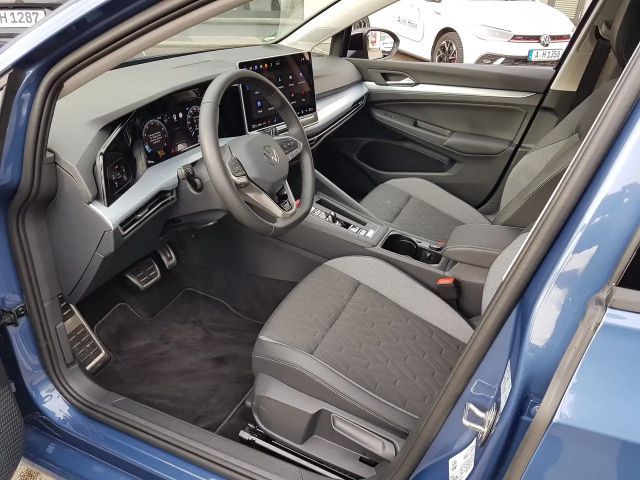 Volkswagen Golf 1.5 eTSI DSG