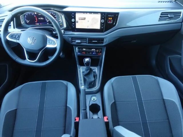 Volkswagen Polo 1.0 TSI IQ.Drive Style