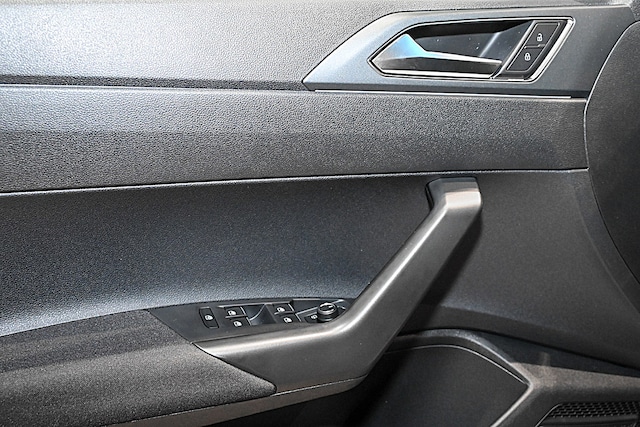 Volkswagen Taigo Taigo R-Line 1,5 l TSI OPF 150 PS DSG Klima