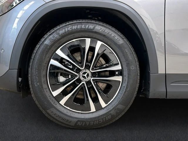 Mercedes-Benz GLA 200 MBUX+LED+PARKTRONIC+Kamera+SHz+AHK