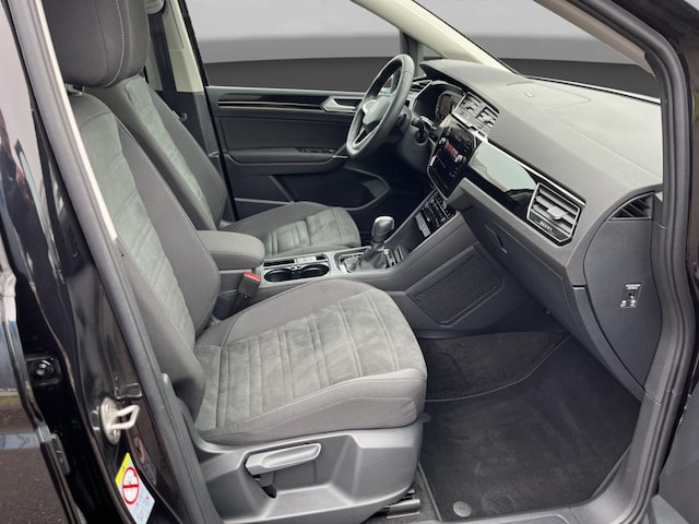 Volkswagen Touran 1.5 TSI DSG Highline