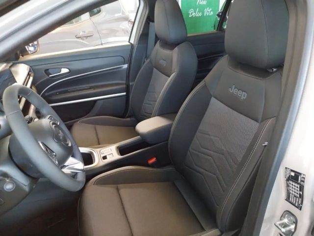 Jeep Avenger Altitude Full-Electric