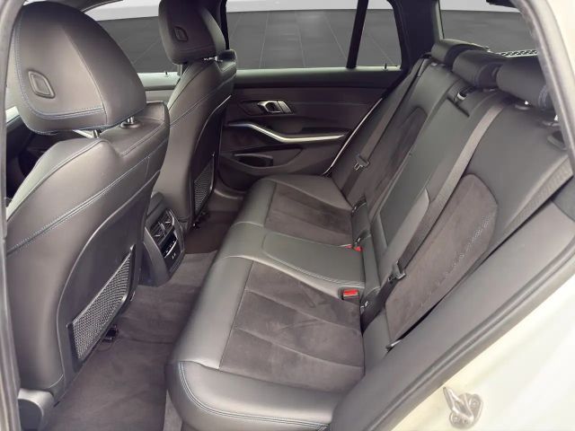 BMW 330 330e M-Sport Touring