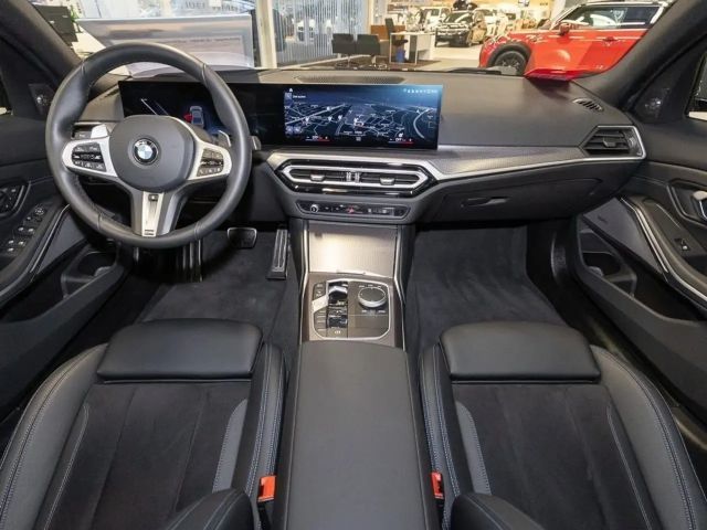 BMW 330 330i M-Sport Sedan xDrive